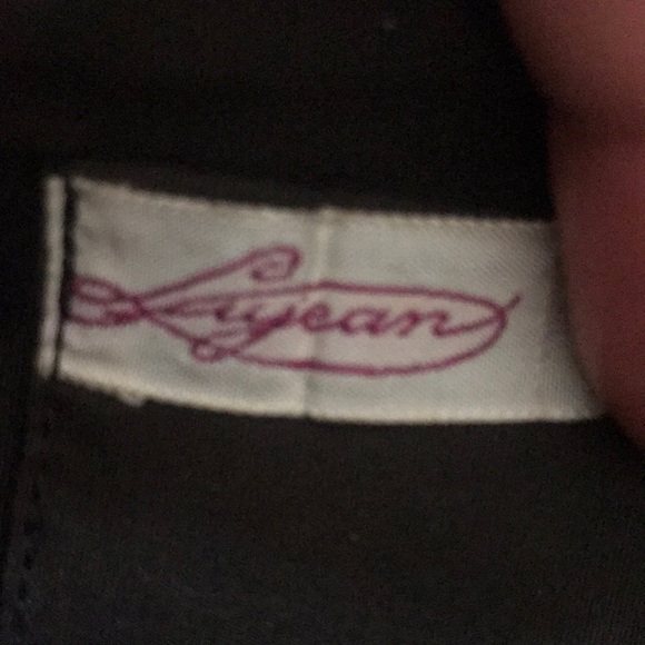 Gold and Black Pouch - Picture 4 of 4